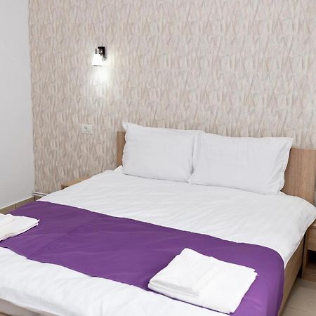 Marconi Guesthouse 胡内多阿拉 外观 照片