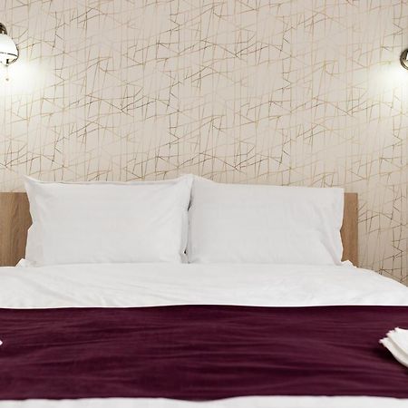 Marconi Guesthouse 胡内多阿拉 外观 照片