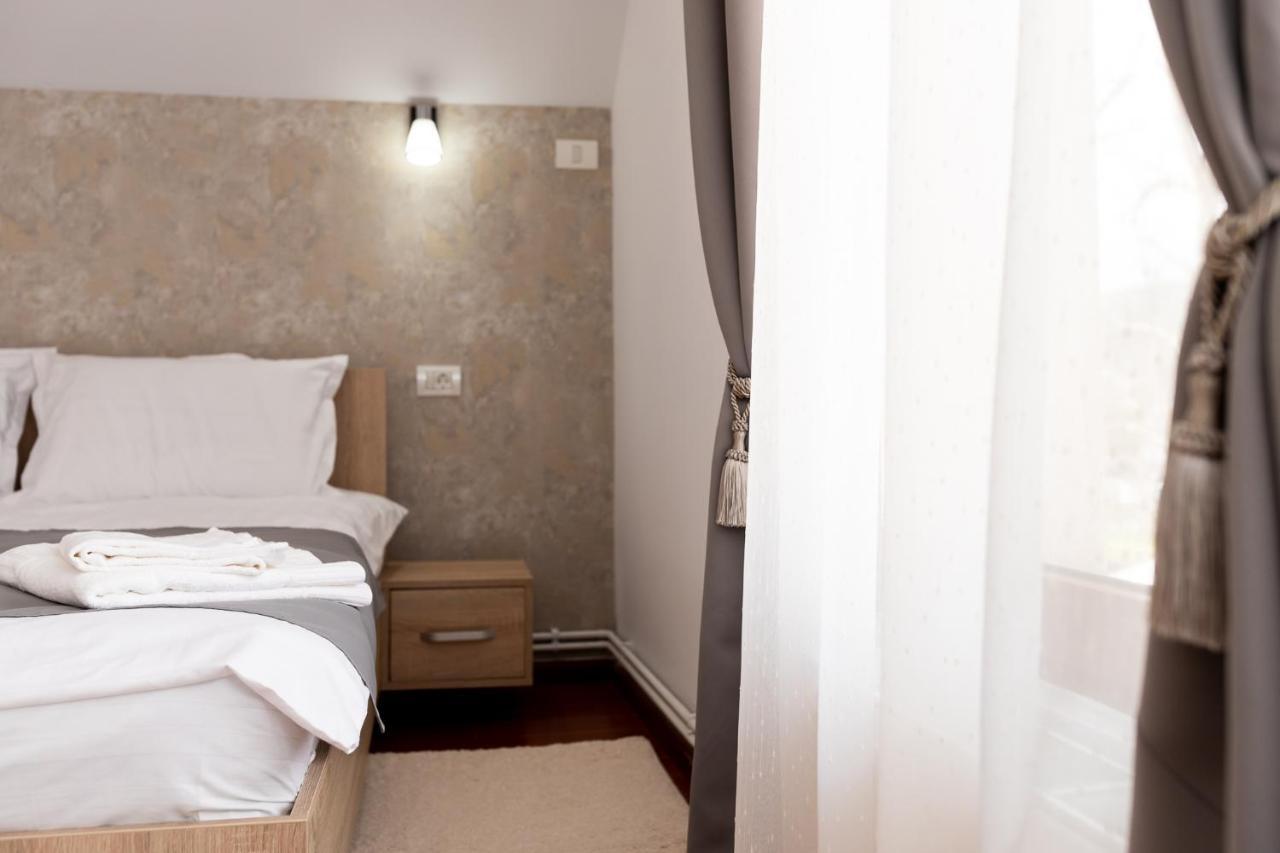 Marconi Guesthouse 胡内多阿拉 外观 照片